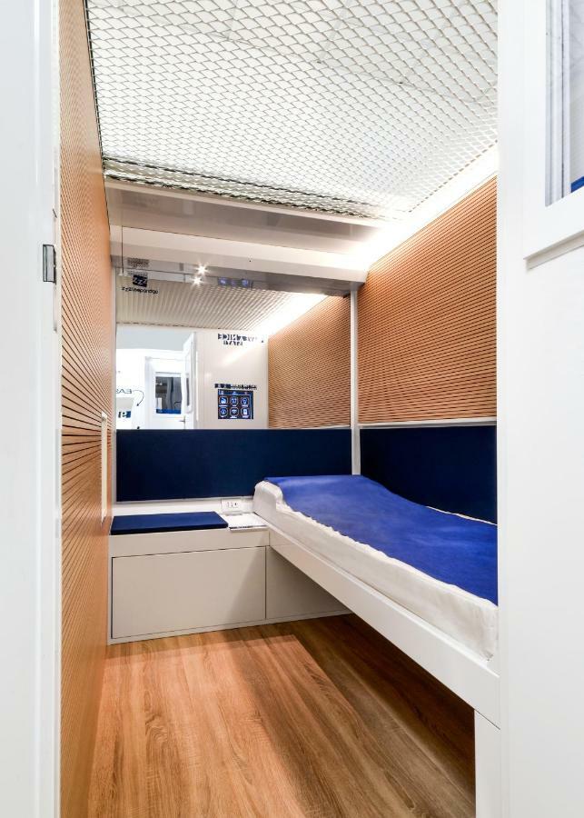 Hotel Resting Pods - Zzzleepandgo Bgy Airport à Orio al Serio Extérieur photo